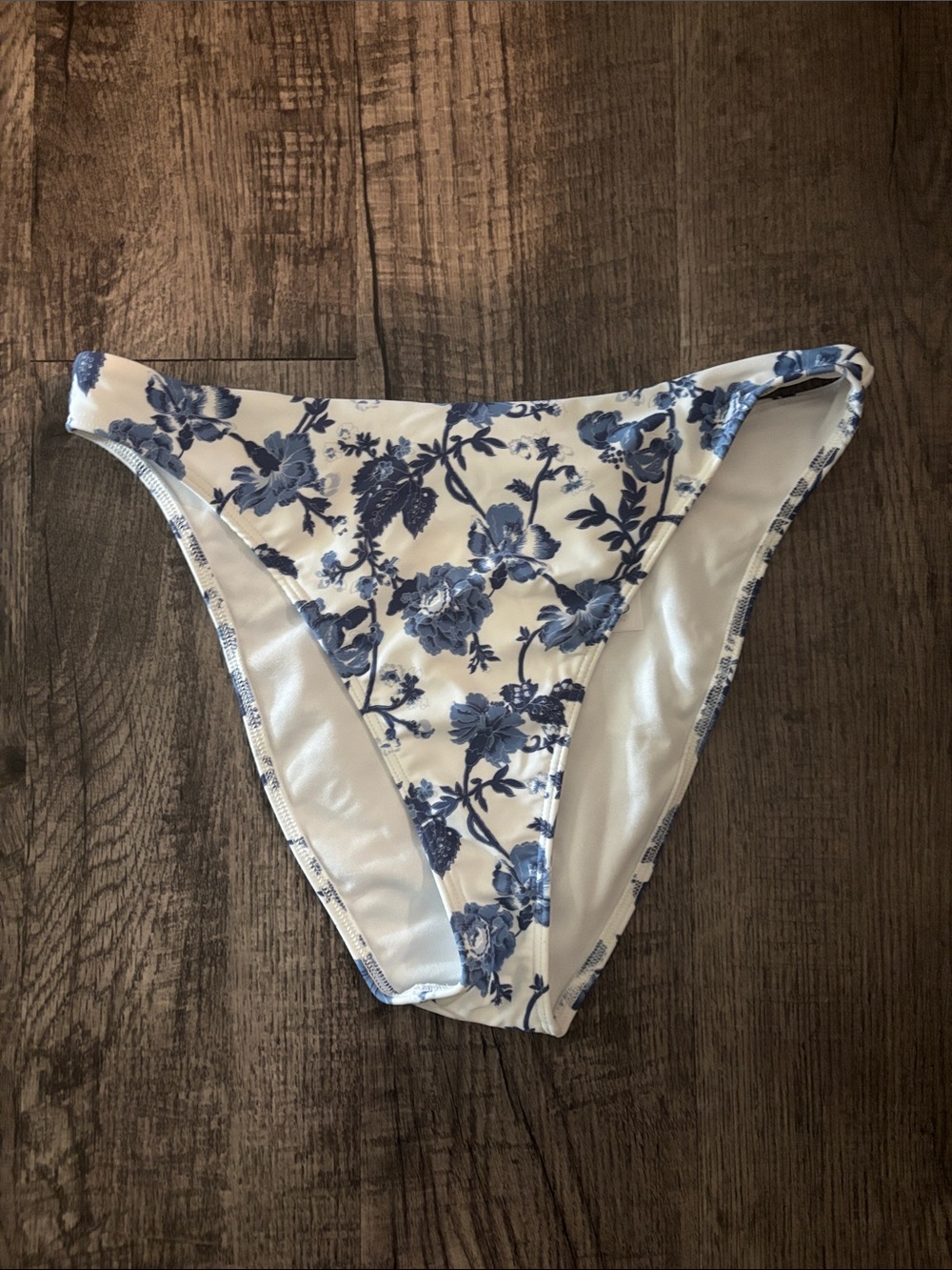 Abercrombie & Fitch Bikini Bottom - White with Blue Floral Print - Size Medium